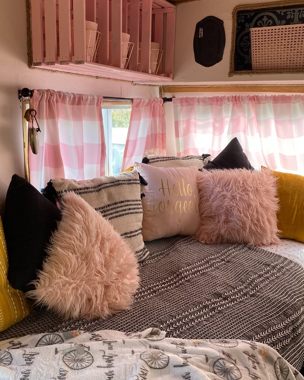 Soft Textures Bring Coziness to a Camper