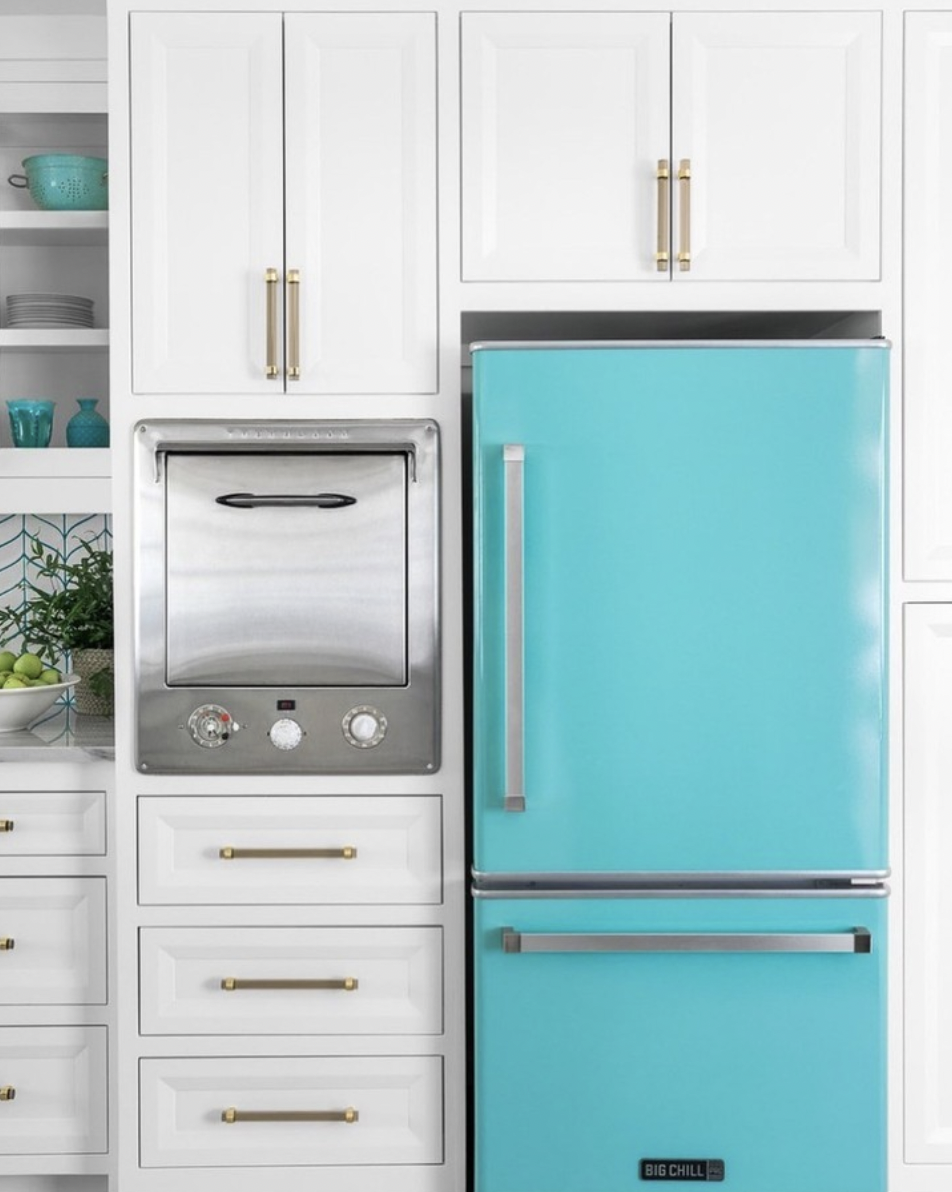 White Shaker Cabinets Above an Awkward Fridge Space