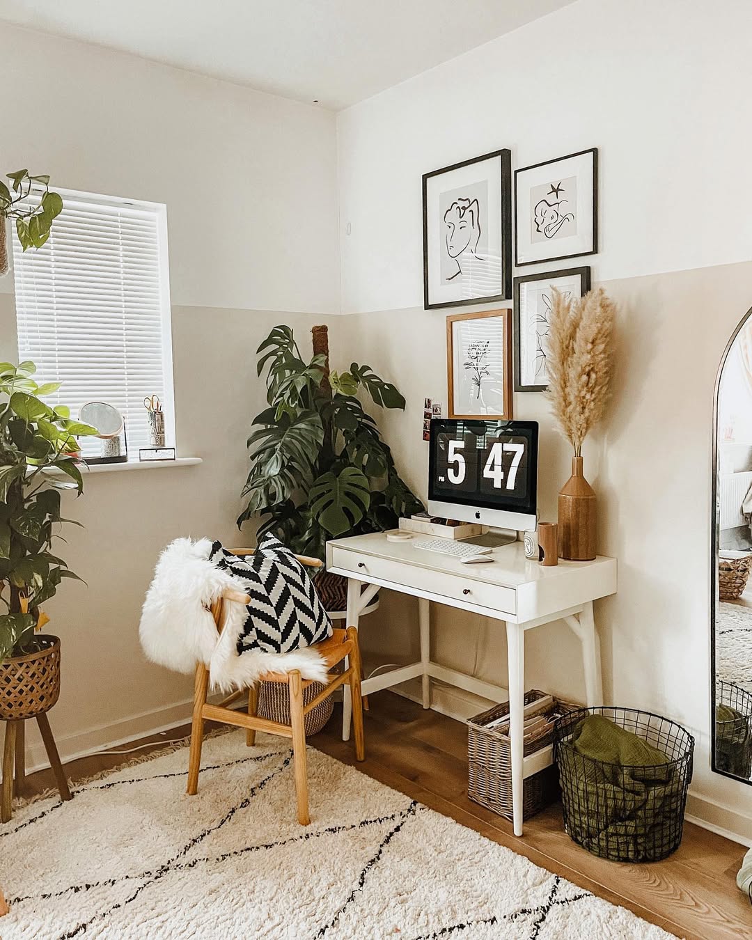 Layered Boho Desk With Cozy Texture