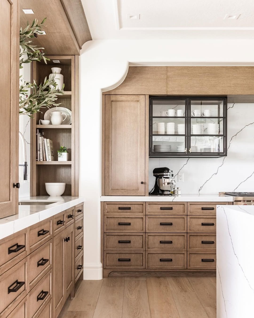 A Cabinet Wall You’ll Want to Study