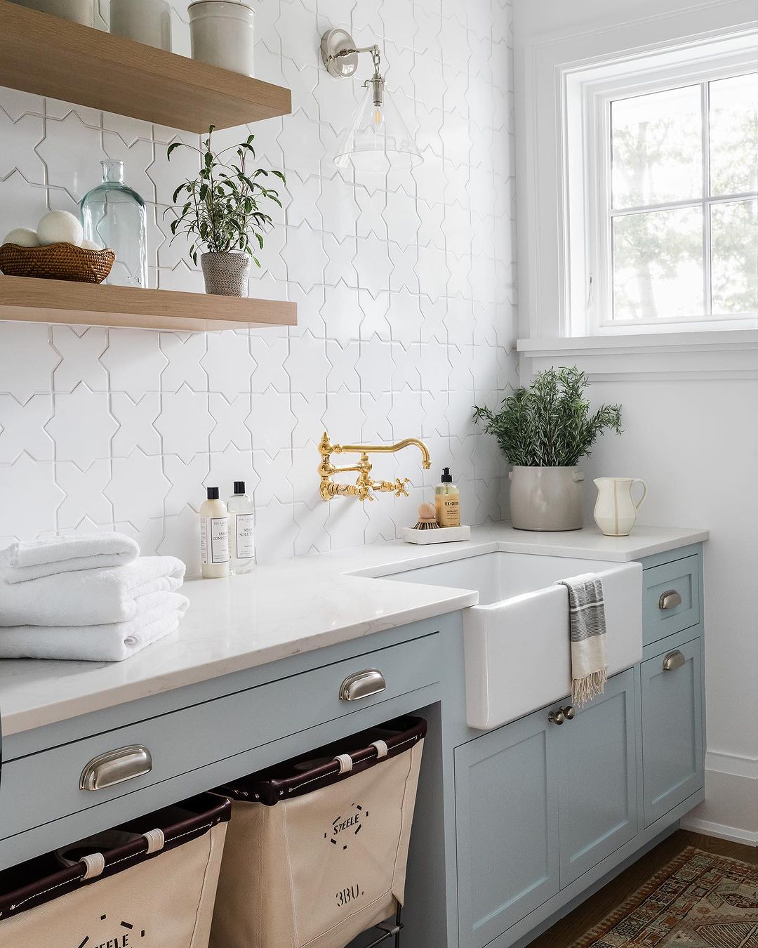 Unique Geometric Tile for a Modern Touch