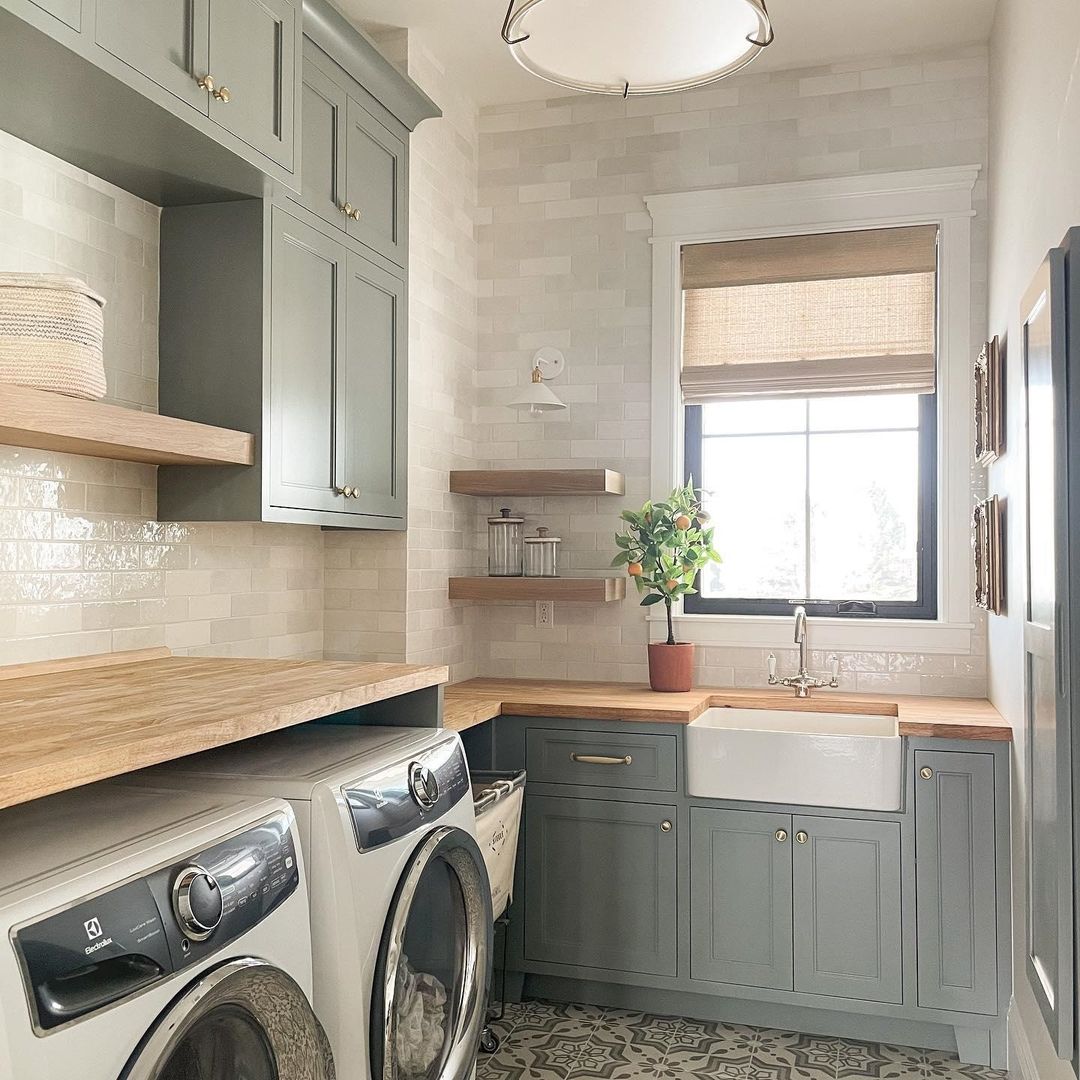 Neutral Toned Tile for a Cozy Look