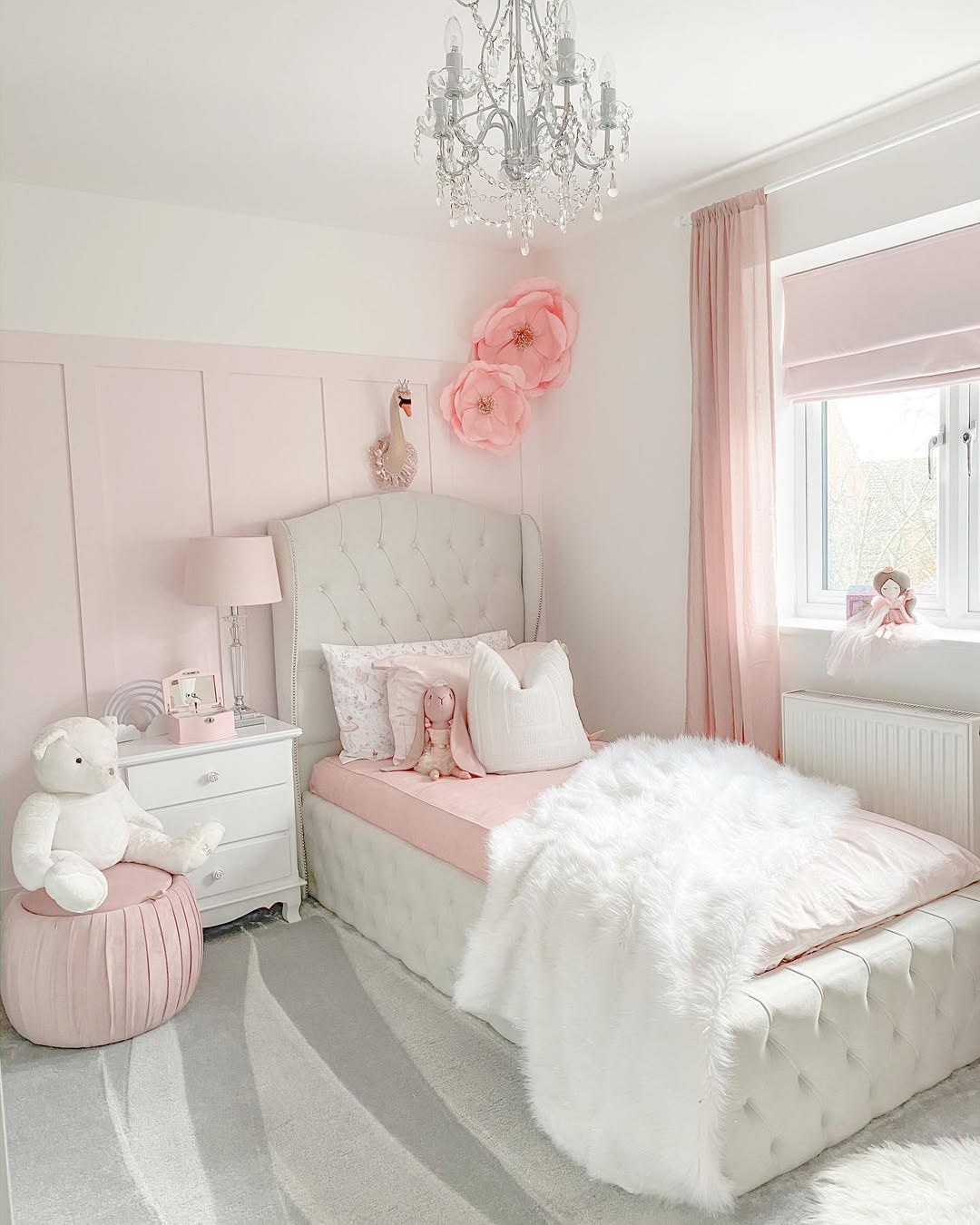 Pink Decor With Plush Details
