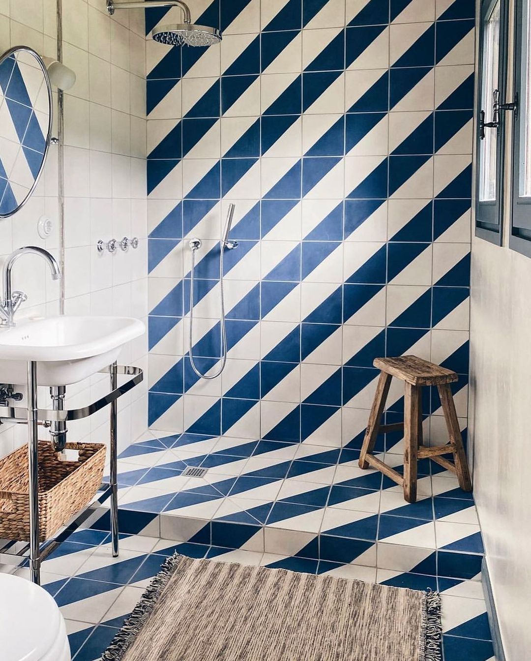 Dynamic Geometric Duo - Bathroom Design Ideas