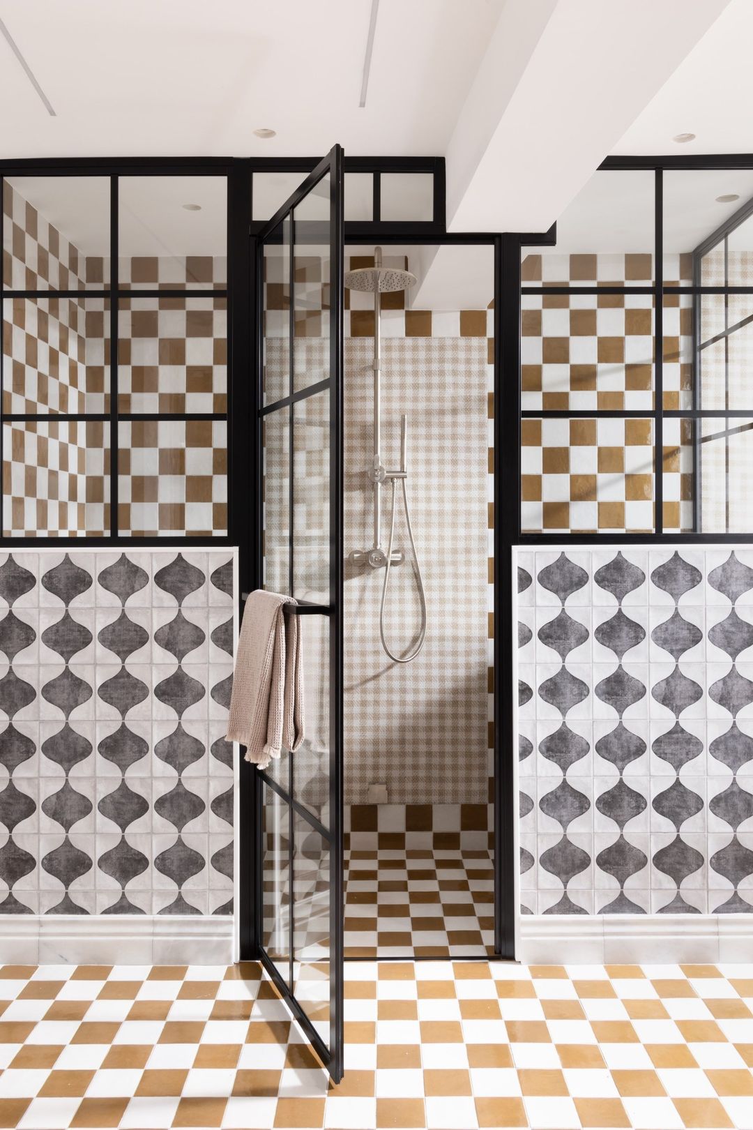 Checkered Charm and Geometric Glam