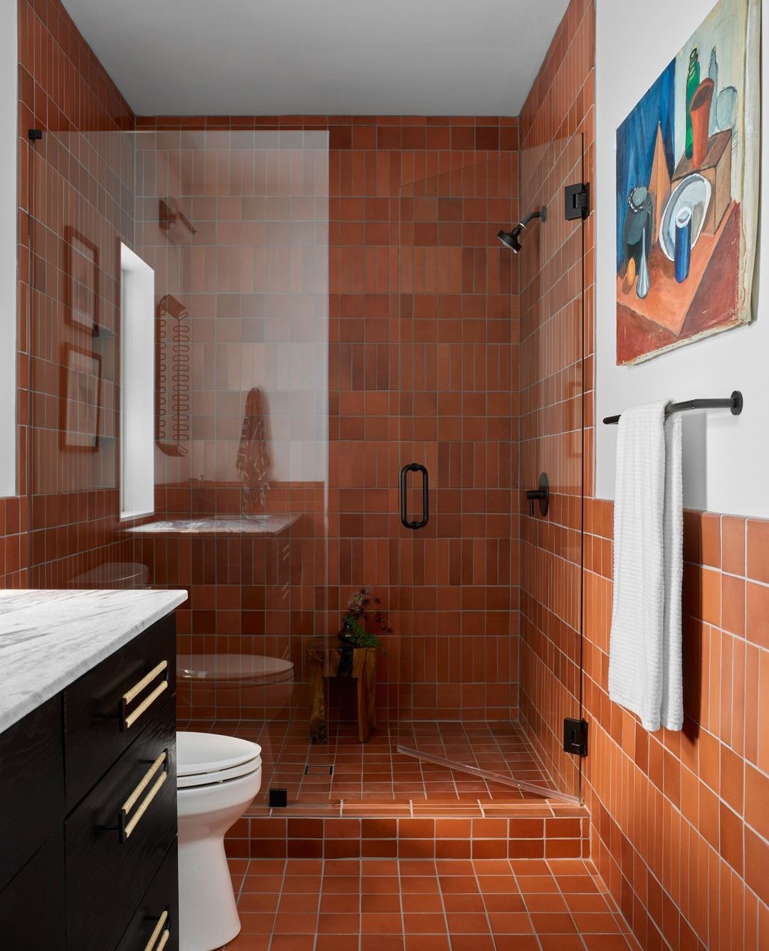 Terracotta Tones and Artistic Accents