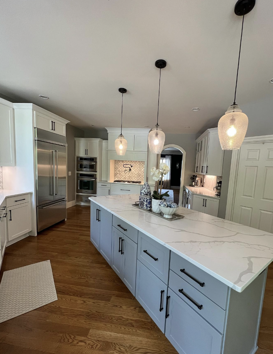 Two-Tone Cabinets With Kitchen Crown Molding