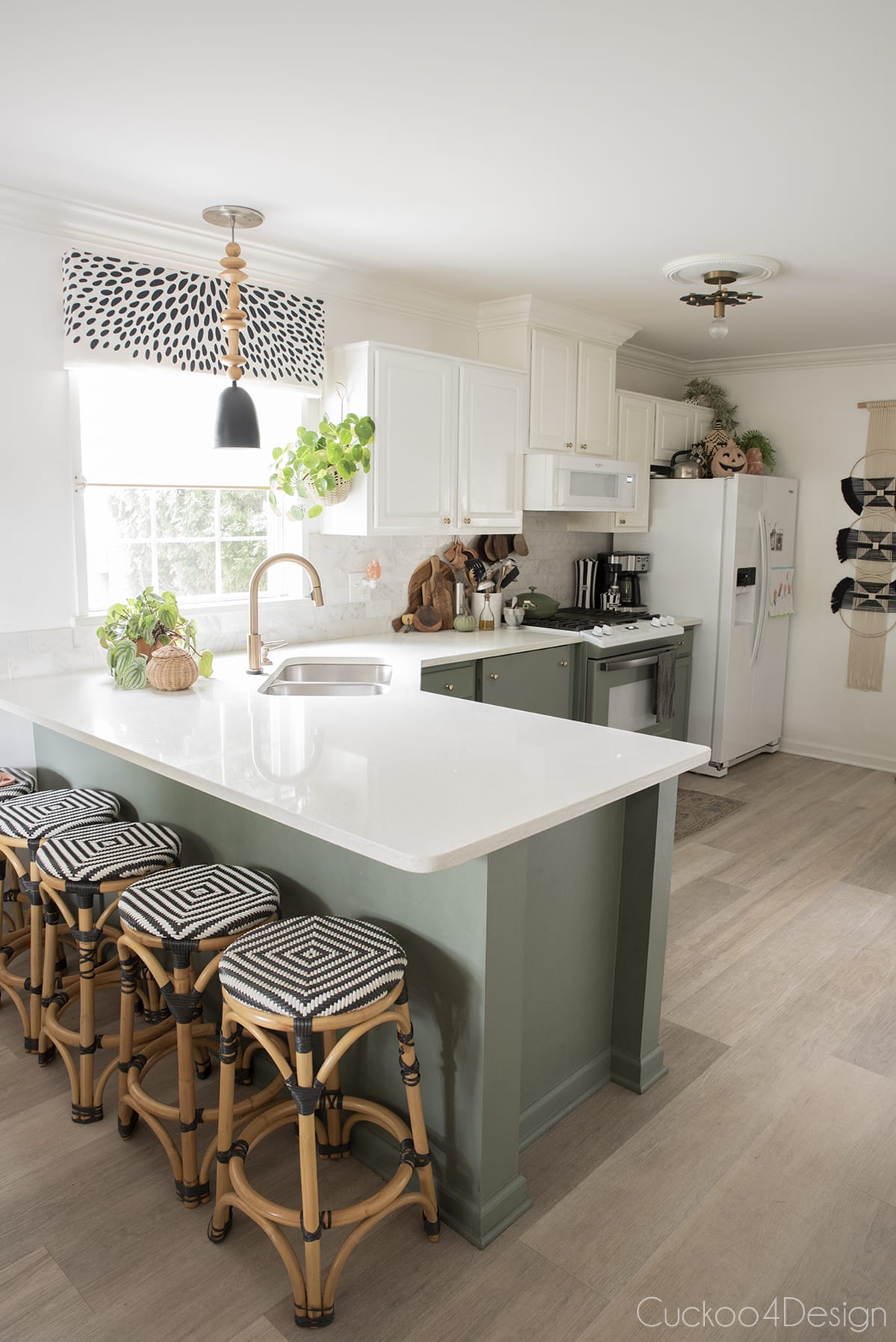 DIY Two-Tone Kitchen Island